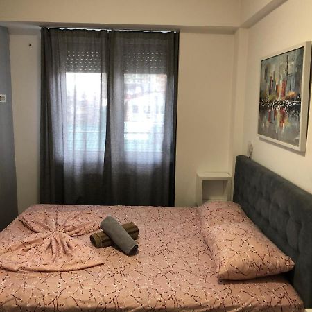 Cozy Apartment In The City Center Skopje Buitenkant foto