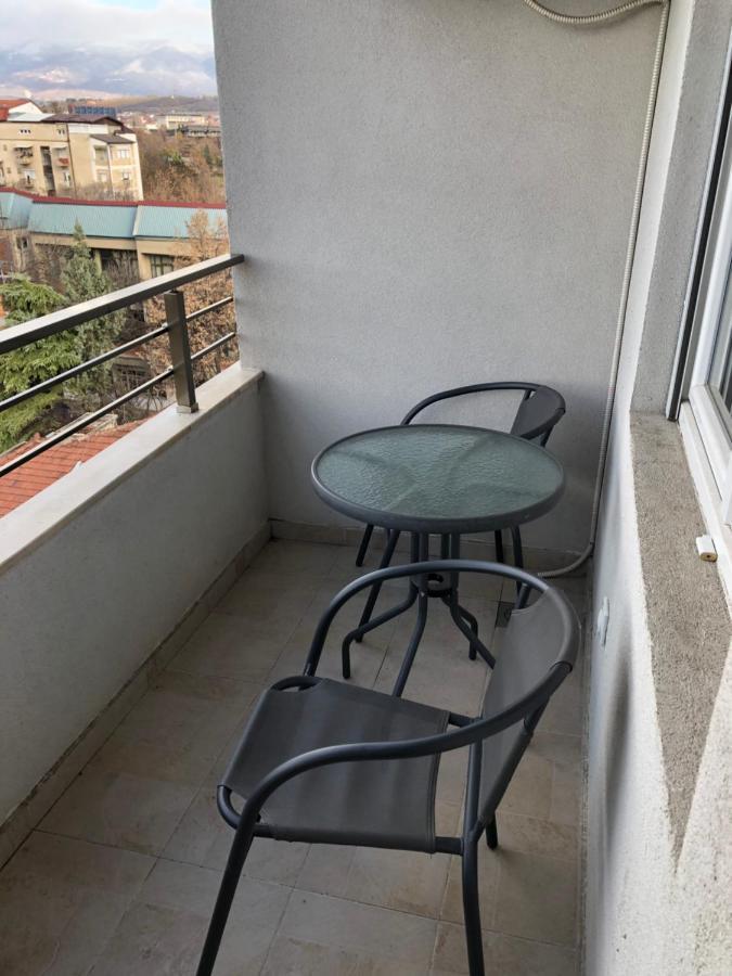Cozy Apartment In The City Center Skopje Buitenkant foto