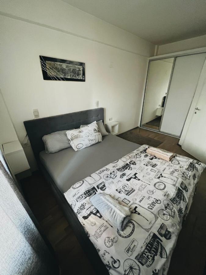 Cozy Apartment In The City Center Skopje Buitenkant foto